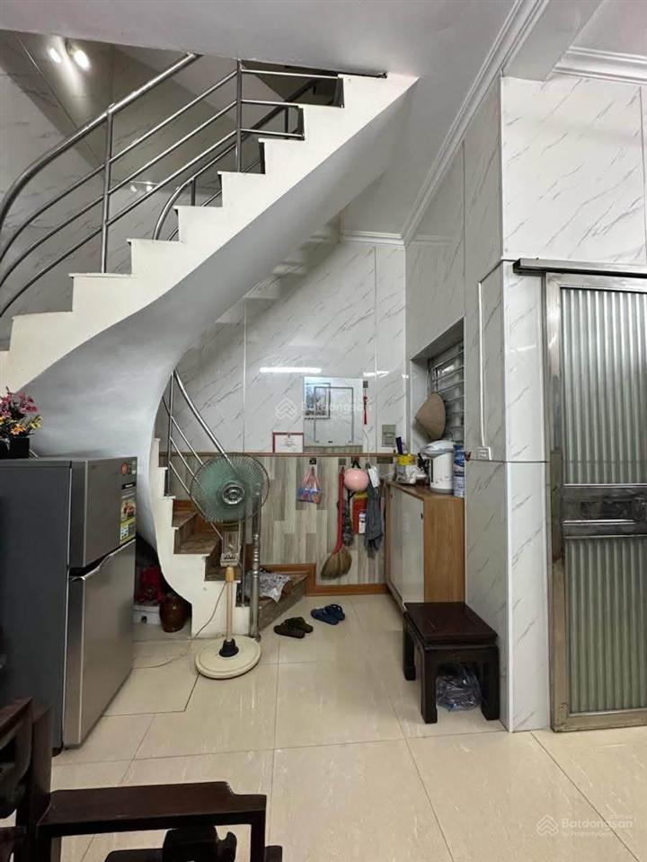 Bán nhà kim hoa ngõ nông gần phốchỉ 40m ra oto tránh an sinh không thiếu gì gần trường trạm bệnh vi