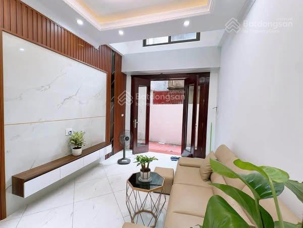 Bán nhà thái thịnh dân xây chắc chắn full nội thất gần phố sát chợ tiện ích bạt ngàn ngõ thông