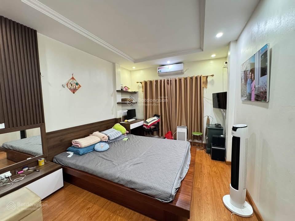 Bán nhà tây sơn, nhà dân xây gần phố ngõ nông, gần bệnh viện đống đa, đại học thuỷ lợi, đại học côn