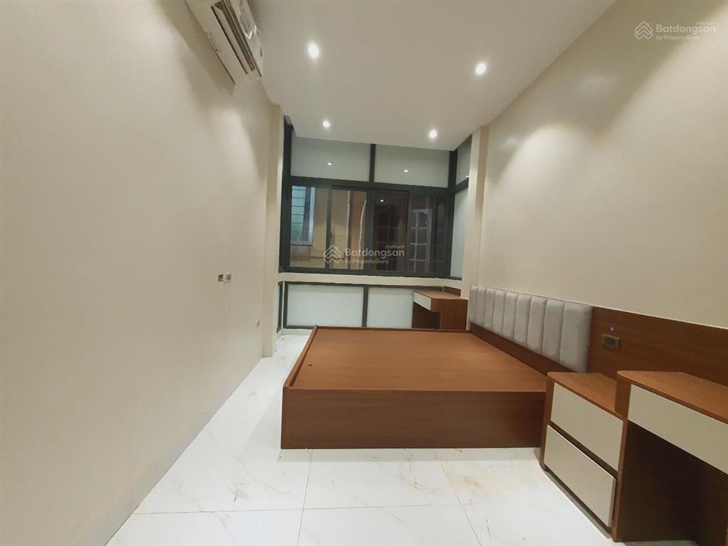 Bán nhà tôn đức thắng gần phố,dân xây 6 tầng thang máy sung quanh tiện ích bạt gần trường trạm bệnh