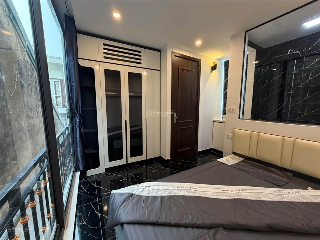 Bán nhà mặt ngõ khâm thiên,lô góc xây mới full nội thất xịn xò gần phố ngõ nông thông.dt38m5.59 t
