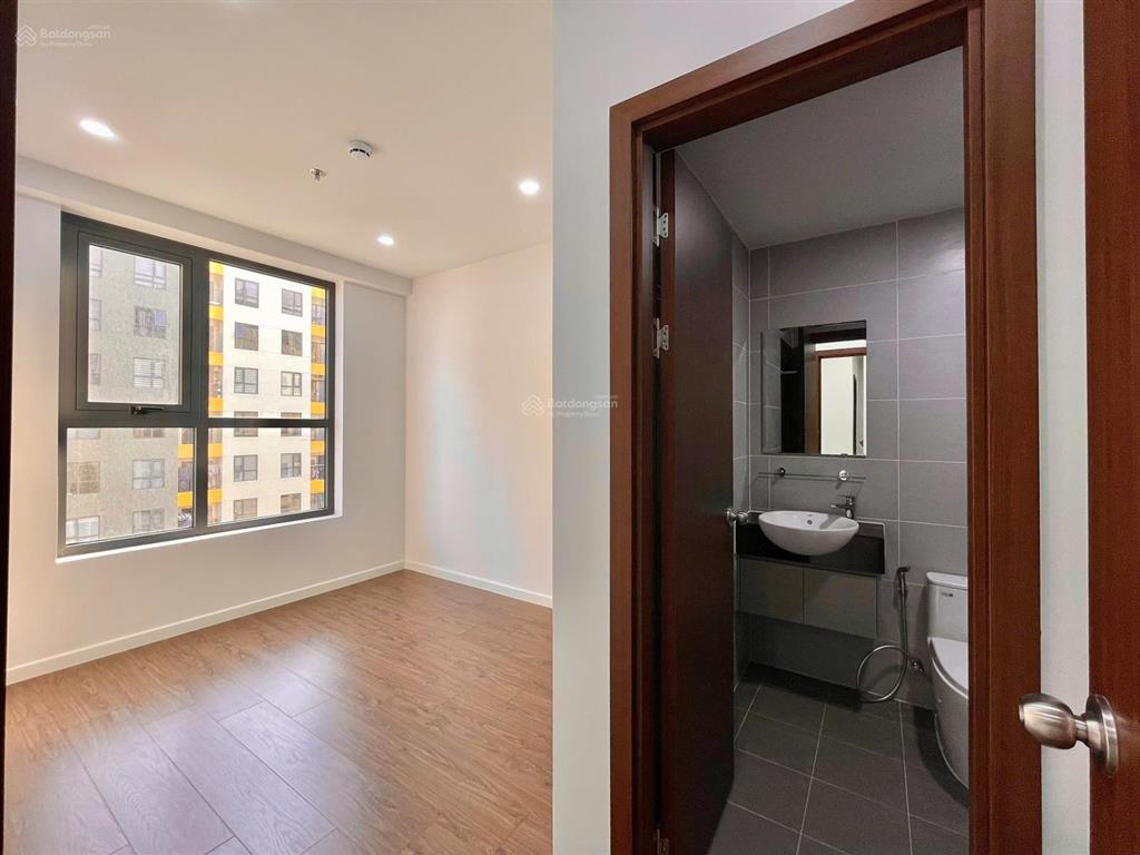 Cho thuê chung cư 2pn2wc 55m2 [new100%] view đẹp ngay đường thống nhất