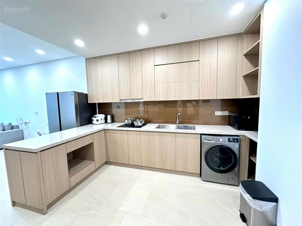 Hơn 10 tỷ,căn 2 pn lancaster luminaire đường láng 100 m2, sát tuyến metro, thuận đường sân bay