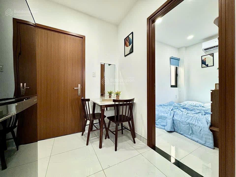 Siêu phẩm chdv nguyễn gia trí, q. bt. dt 8.5x22m, hầm,6 tầng, hđt 170tr. bán 50 tỷ,  0932 071 ***