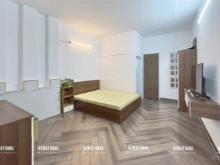 Căn hộ 1 phòng ngủ ban công gần bến nhà rồng, phố nguyễn huệ, thuận tiện di chuyển quận 1, quận 8