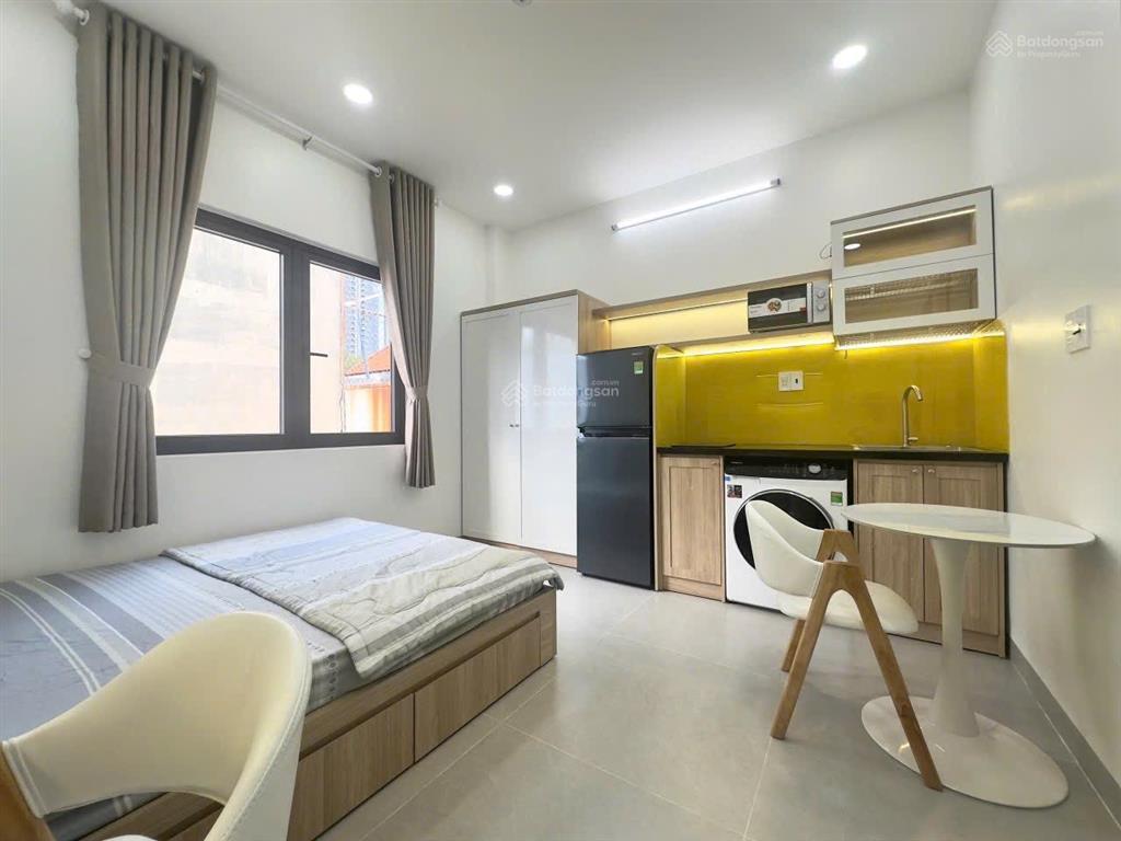 Căn hộ sinh viên quận 10, full nội thất mới, nhà thang máy, gần đh bách khoa, đh kinh tế ueh