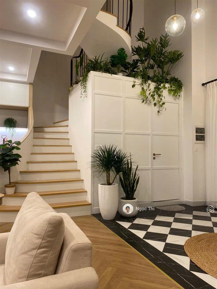 Chủ giảm giá bán căn đẹp để đầu tư kinh doanh, vị trí siêu đẹp, giá tốt, rất xứng đáng mua