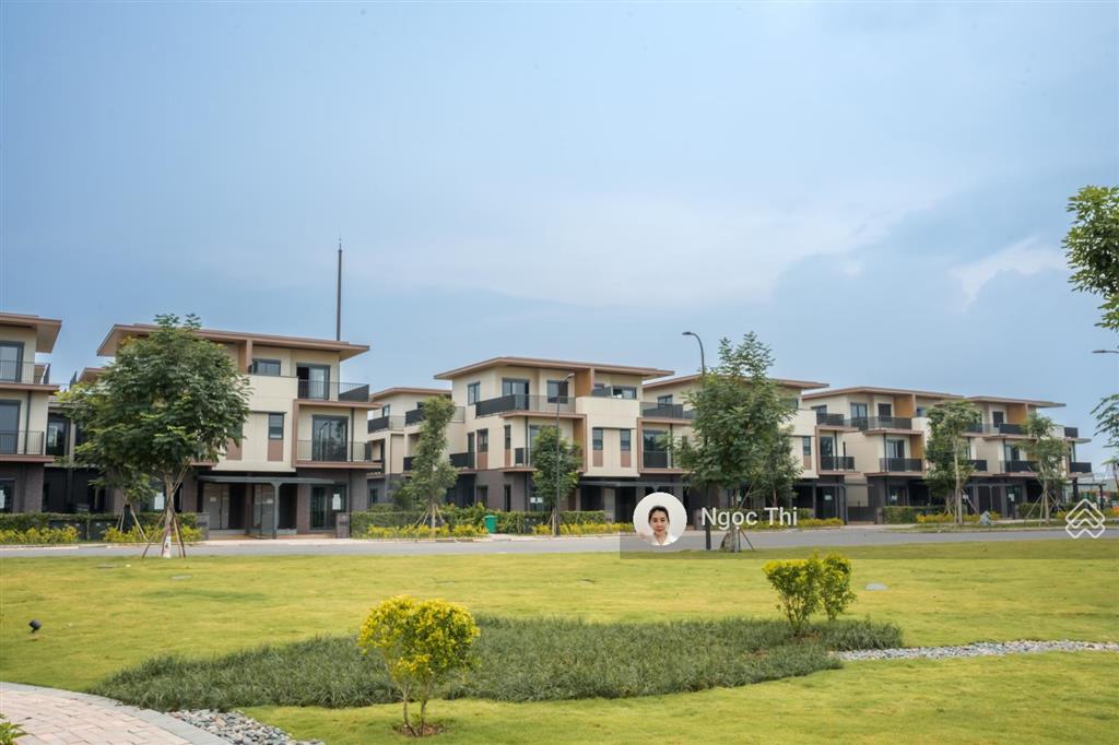 Chiết khấu ngay 9.5% trong tuần, izumi hàng hot vị trí đẹp, đầu tư cực tốt,  ngay rổ hàng cđt