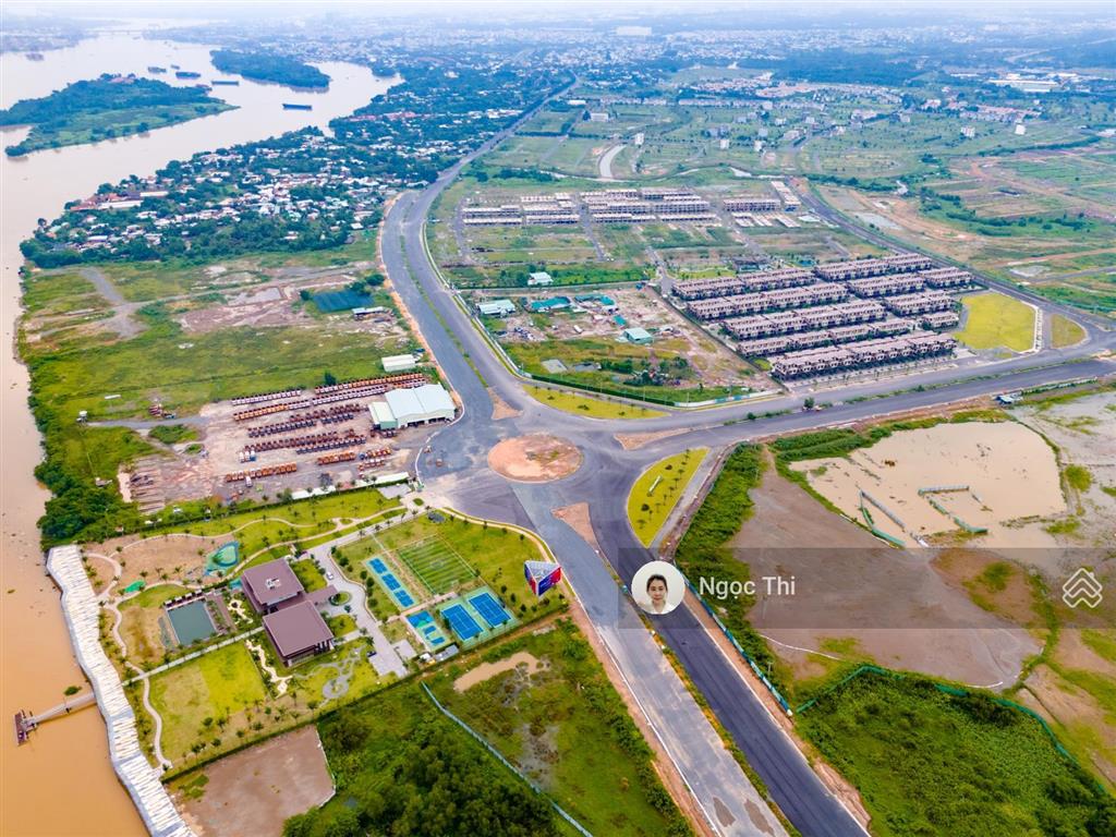 Chiết khấu cao 9,5%, tt giãn lên đến 36 tháng, vị trí đẹp, thiết kế hiện đại, miễn phí ql đến 2029