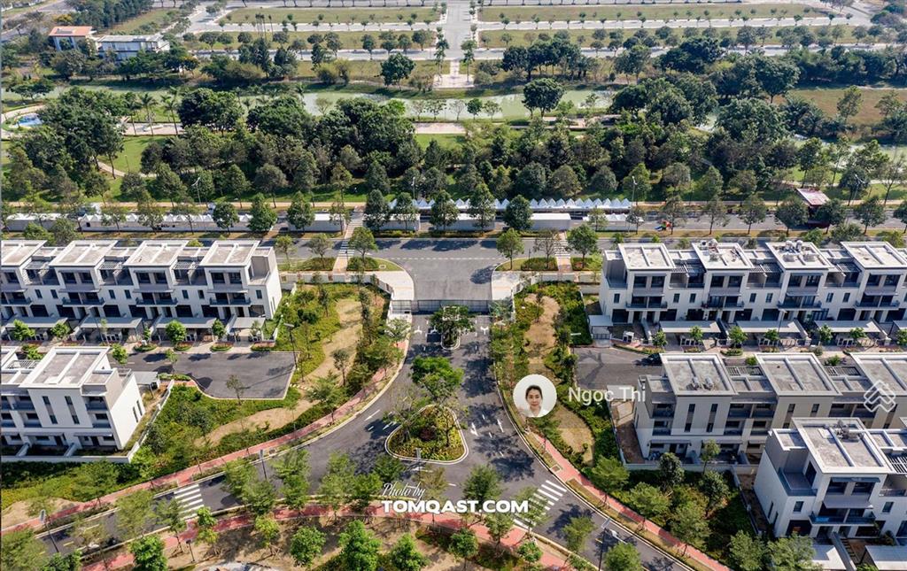 Bán nhà phố liền kề giá 5,2 tỷ căn góc, view thoáng, đường thông