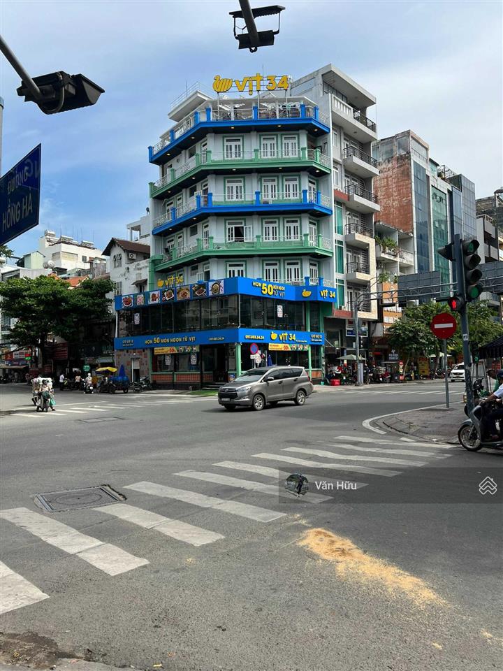 Góc 2 mt bạch đằng & hồng hà, q. tân bình  dt 11x16m  7 tầng  hđt 280 triệu  giá 45 tỷ