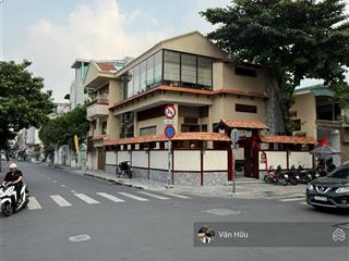 Góc 2 mặt tiền nguyễn gia trí, q. bình thạnh  dt 9x20m  3 tầng  hđt 160 triệu  giá 45 tỷ