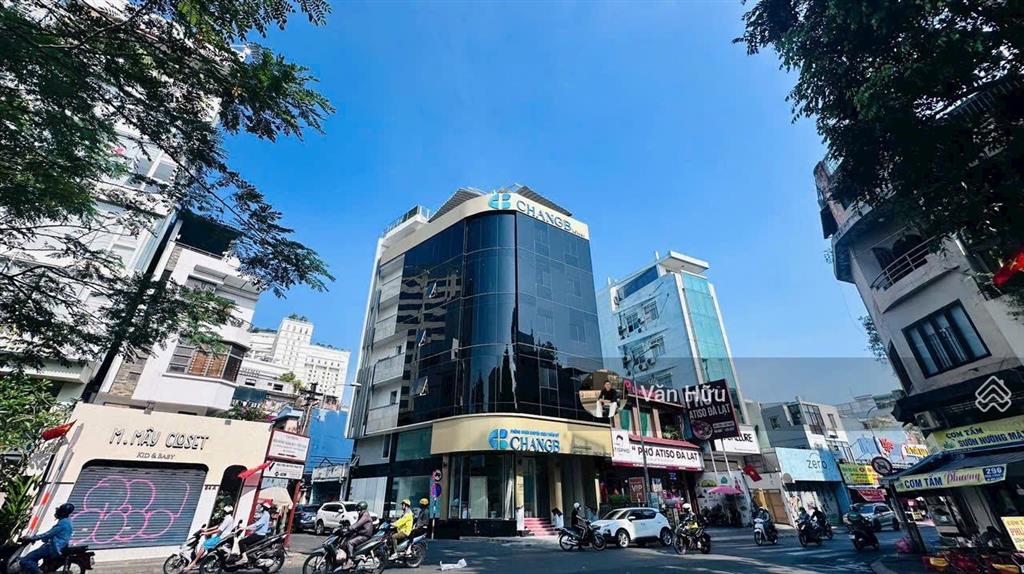 Vị trí vàng  góc 2 mt lê thánh tôn, quận 1  5x25m  hầm 8 tầng  hđt 290 triệu  giá 75 tỷ