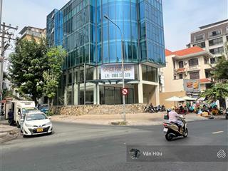 Góc 2 mặt tiền ung văn khiêm, q. bình thạnh  9x25m  hầm 7 tầng  hđt 300 triệu  giá 50 tỷ