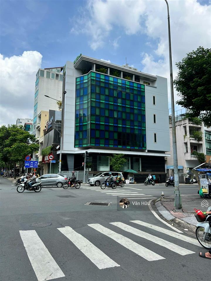 Góc 2 mặt tiền nguyễn đình chiểu, quận 1  dt 5x20m  hầm 6 tầng  hđt 200 triệu  giá 40 tỷ