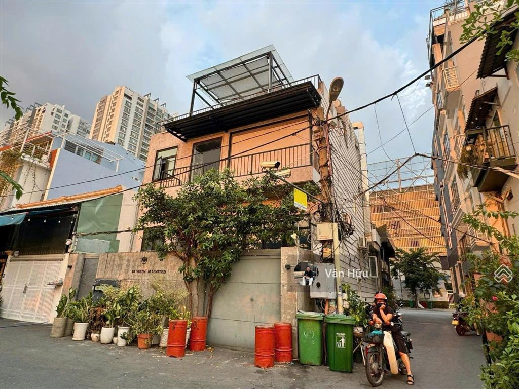 Siêu phẩm view sông góc 2 mặt tiền nguyễn văn hưởng, quận 2  9.5x15m  3 tầng  giá 59 tỷ