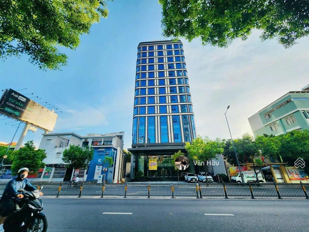 Building mặt tiền nam kỳ khởi nghĩa, quận 3  dt 22x25m  2 hầm 14 tầng  hđt 2 tỷ  giá 400 tỷ