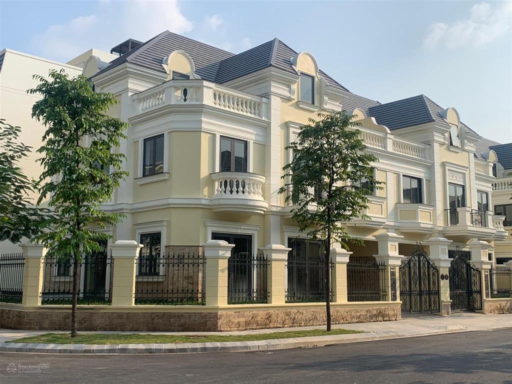 Chủ nhà cần bán gấp căn biệt thự đơn lập vip diện tích 280m2 giá cực rẻ 61tỷ! 1 căn duy nhất!