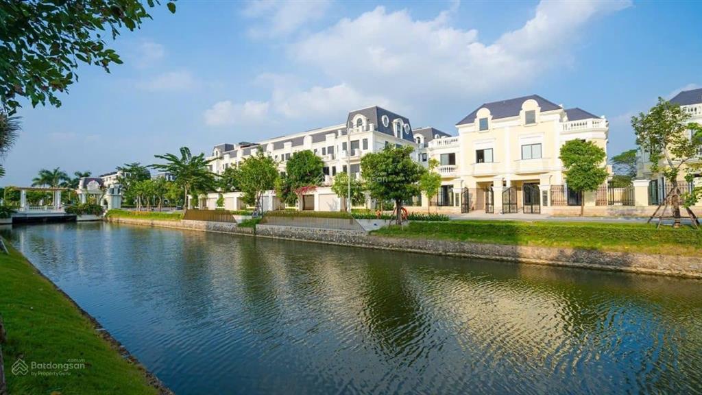 Quỹ căn tháng 3/2026 giá rẻ nhất thị trường giá chỉ từ 20,5 tỷ. liền kề mặt sông chỉ 24 tỷ.