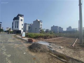 Hàng đẹp giá rẻ! chính chủ cần bán nhanh lô đất dịch vụ 25ha vân canh. dt 75m2, giá rẻ 130tr/m2.