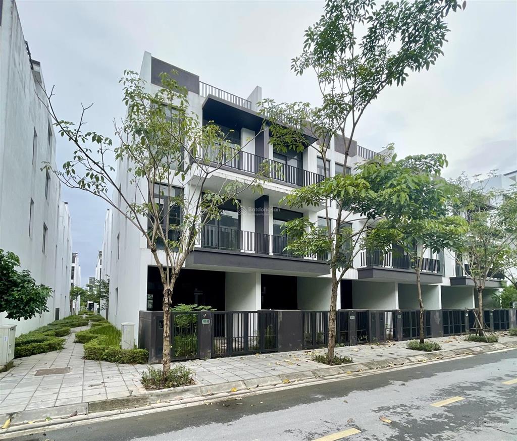 Cắt lỗ sâu căn liền kề 110m2 vị trí đẹp trung tâm, chỉ vài bước chạm công viên. giá cắt lỗ 20 tỷ!