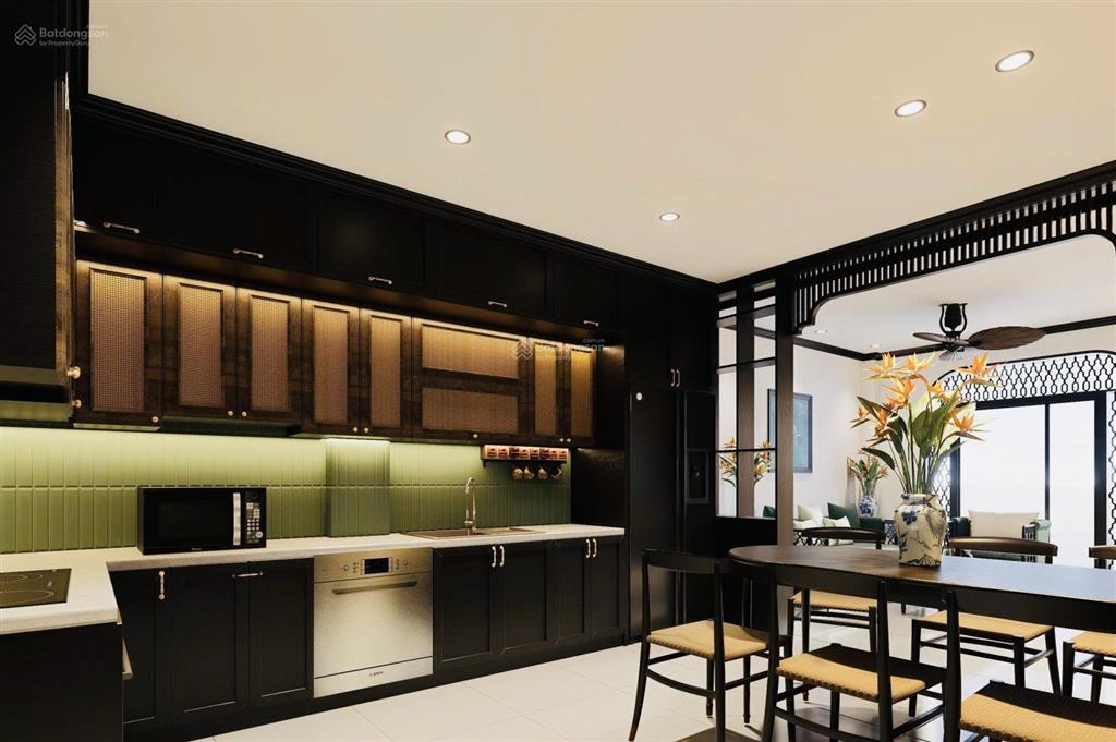 Nhà phố nguyễn chí thanh! 7 tầng thang máy, thông kinh doanh, 2 mặt ô tô tránh, gần phố. 64m*7t