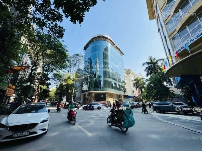 Lô góc ! nguỵ như kon tum , ô tô tránh vỉa hè 2 mặt tiên, kinh doanh, vp, ở sướng, sát phố. 69m*5t