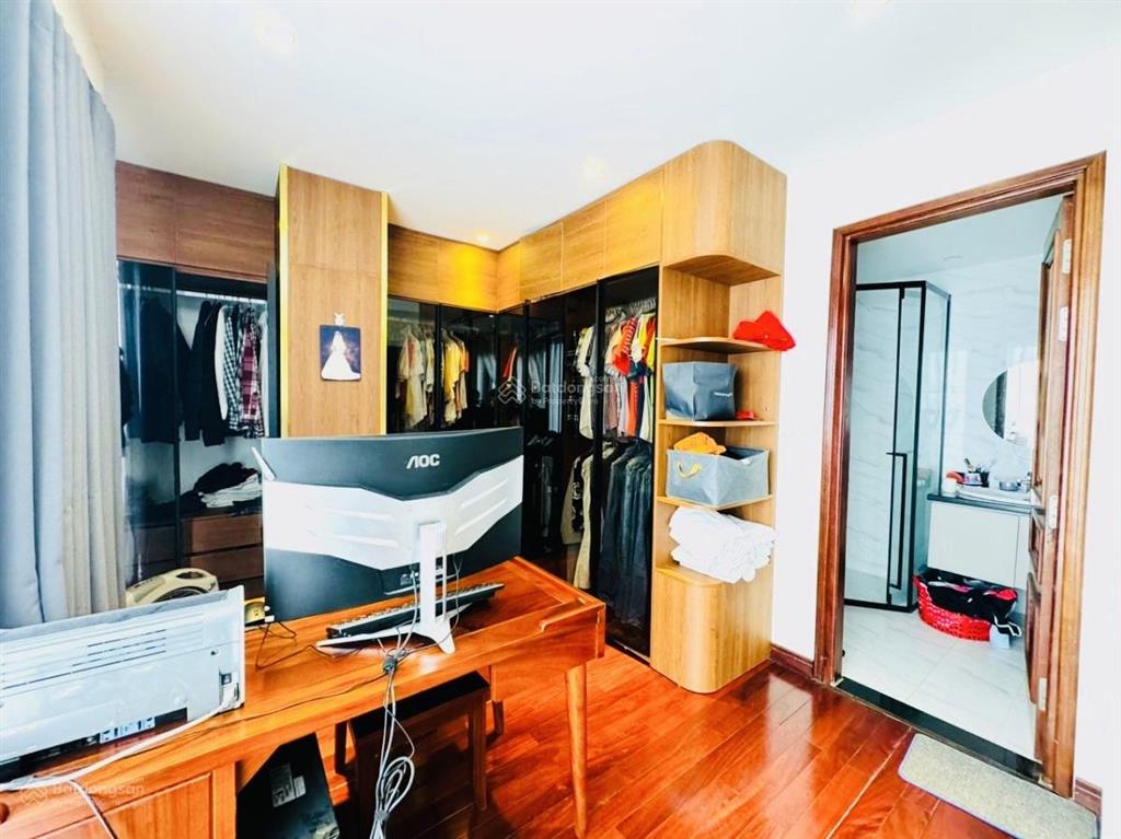 Lô góc ! nguỵ như kon tum , ô tô tránh vỉa hè 2 mặt tiên, kinh doanh, vp, ở sướng, sát phố. 69m*5t