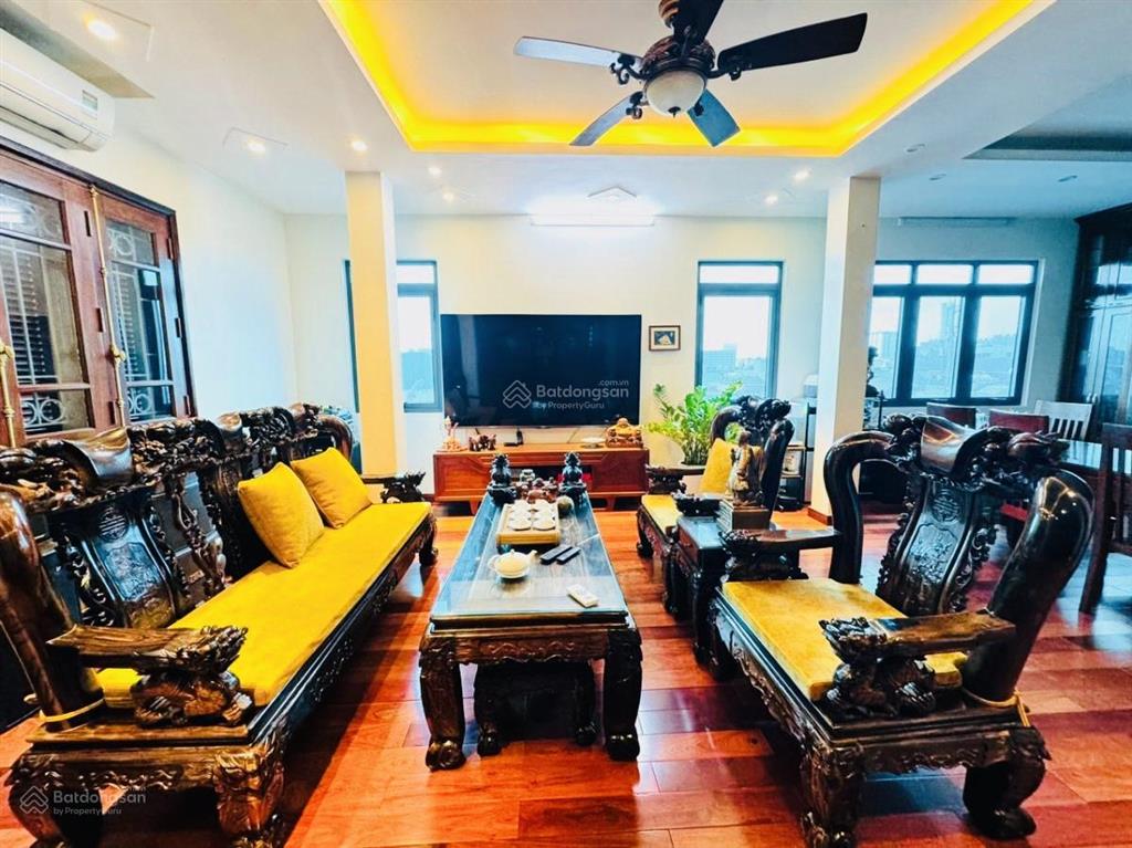 Lô góc ! nguỵ như kon tum , ô tô tránh vỉa hè 2 mặt tiên, kinh doanh, vp, ở sướng, sát phố. 69m*5t
