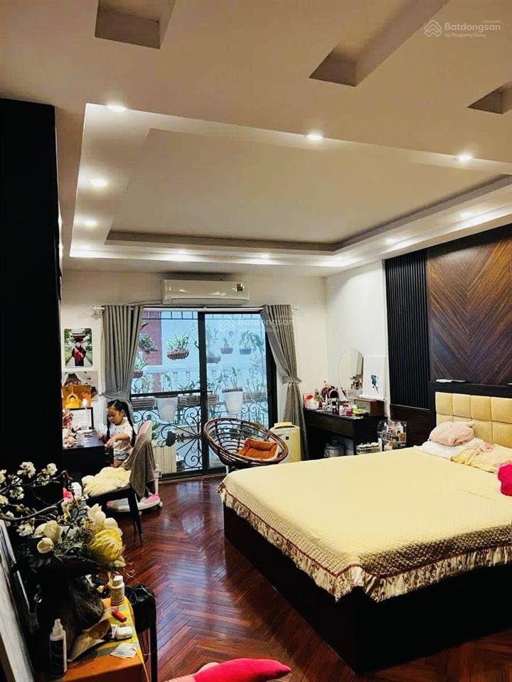 Bán nhà phố thái hà, thang máy nhập khẩu, phân lô, kinh doanh, full nội thất xịn sò. 59m*6t