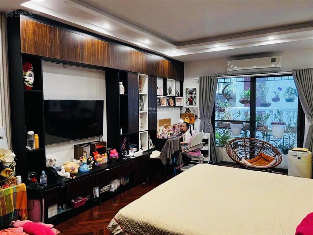 Bán nhà phố thái hà, thang máy nhập khẩu, phân lô, kinh doanh, full nội thất xịn sò. 59m*6t