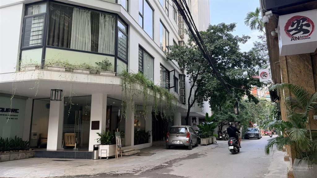 Nhà đẹp đào tấn, dân xây 5 tầng thang máy, 2 thoáng vĩnh viễn, ở hay kinh doanh đều phù hợp