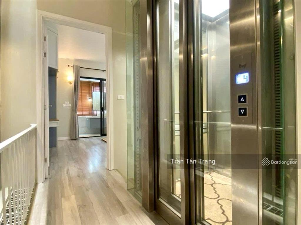 Nhà đẹp đào tấn, dân xây 5 tầng thang máy, 2 thoáng vĩnh viễn, ở hay kinh doanh đều phù hợp