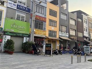 Mặt tiền khu vip tân bình, 70m2, 3 tầng, đường 30m, trường chinh, dòng tiền 40tr/th, chỉ 16.5 tỷ