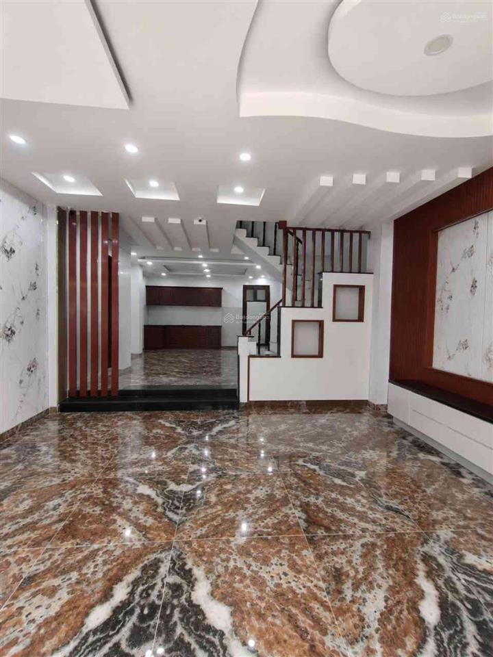 Siêu phẩm 5 tầng tân hương, 6 x 13m, hẻm 6m thông, ngay nhà thờ, chỉ 9.7 tỷ tl