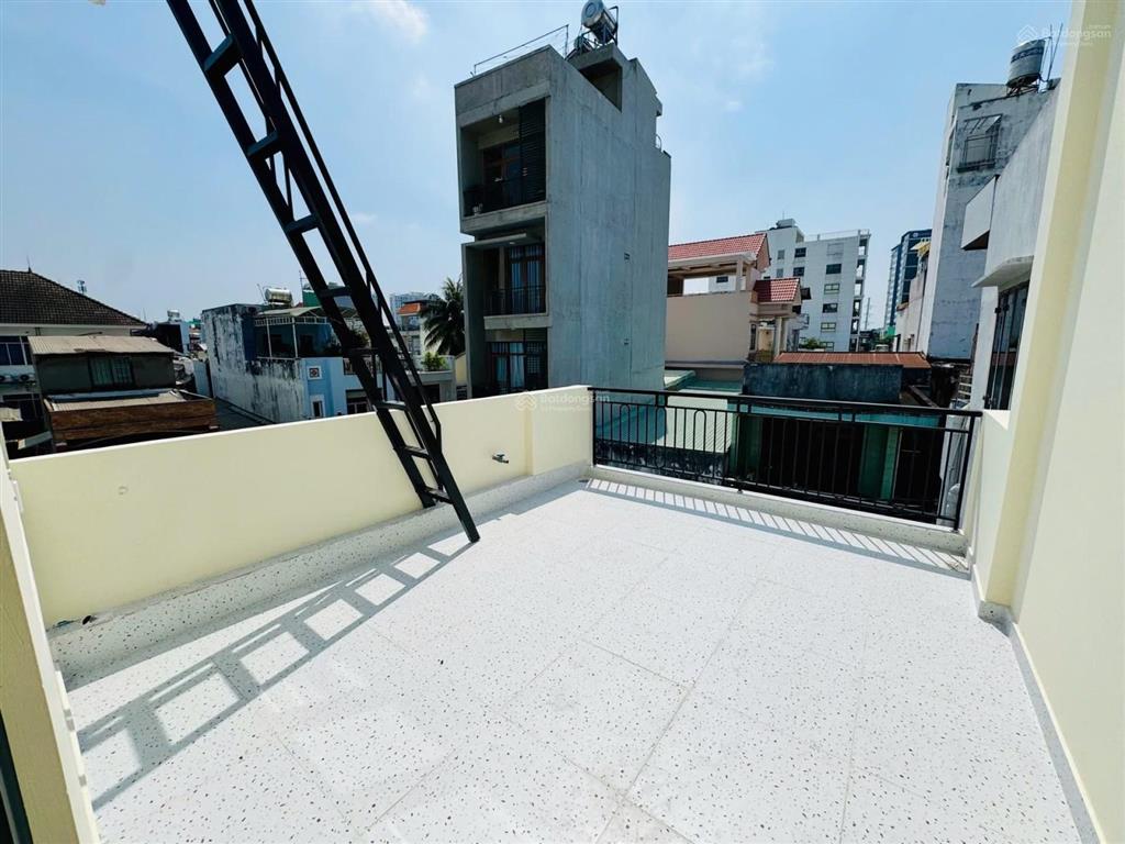 Siêu phẩm 3 tầng tân bình, 4 x 15m, hẻm 6m thông, âu cơ, sát mặt tiền, chỉ 8.96 tỷ tl