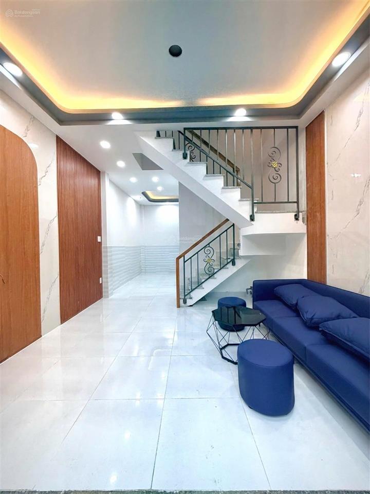 Nhà mới 3 tầng tân phú, 4x9m, hẻm 5m thông, ngay aeon, chỉ 5.85 tỷ