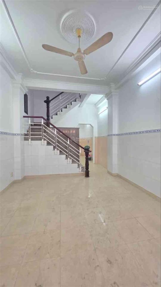 Bán nhà phú thọ hòa, 4x13m, 4 tầng, hẻm xe hơi thông, ngay nguyễn sơn, chỉ 6.7 tỷ
