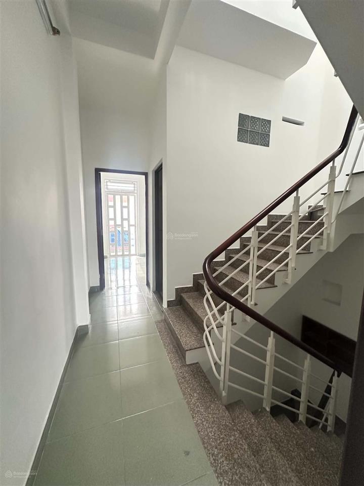 Bán nhà phú thọ hòa, 4x13m, 4 tầng, hẻm xe hơi thông, ngay nguyễn sơn, chỉ 6.7 tỷ