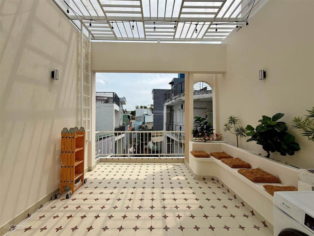 Siêu phẩm tân bình, 4.2 x 14m, 3 tầng, hxh thông, trần văn quang, giáp q.10, chỉ 8.99 tỷ tl