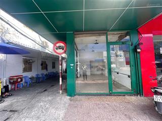 Căn góc mặt tiền cmt8, vỉa hè rộng vị trí đẹp