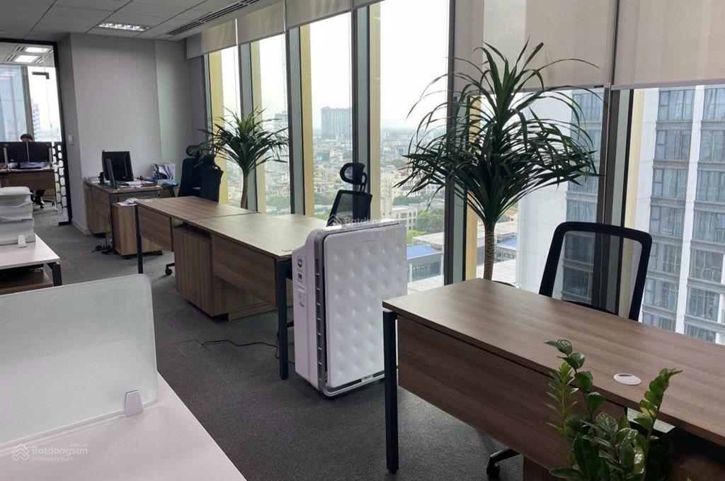 Cho thuê văn phòng, lớp học, gym, spa, phòng khám, phố lê trọng tấn 80m giá 13,5tr.  0395 512 ***