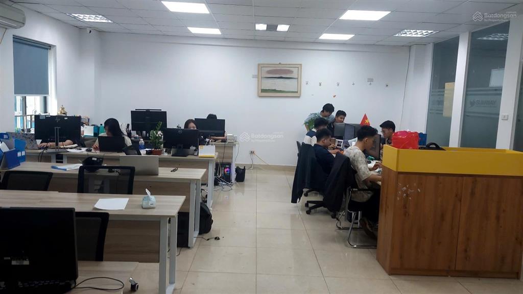 Cho thuê văn phòng đầy đủ diện tích, chấp nhận các loại hình kinh doanh 50m giá 11tr. bùi thị xuân