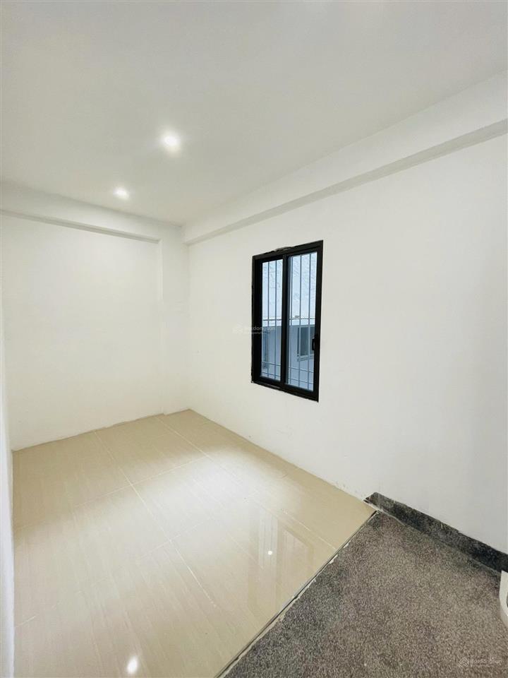 Cho thuê văn phòng phố đại la 220m giá 45 triệu. có nhiều diện tích từ nhỏ đến lớn để khách thuê