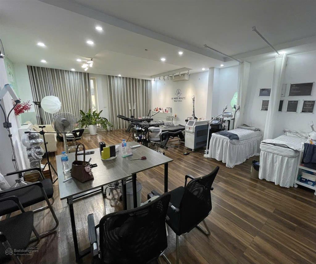 Cho thuê vp 40m 6,5tr phố xã đàn, vp đẹp giá tốt, có nhiều diện tích lớn bé để khách lựa chọn thuê