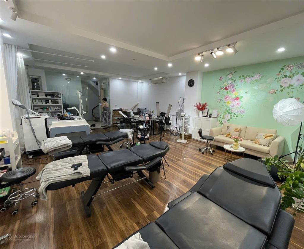 Cho thuê vp 40m 6,5tr phố xã đàn, vp đẹp giá tốt, có nhiều diện tích lớn bé để khách lựa chọn thuê