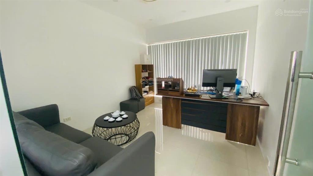 Cho thuê văn phòng 110m² 20tr tòa acci số 210 lê trọng tấn.