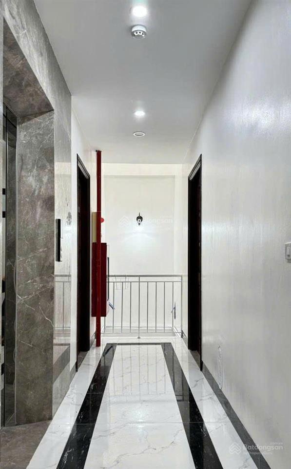 Cho thuê căn hộ 2pn, giá 16tr. phố hàm long, 2 toilet, 80m². có tm, có hầm để ô tô, đúng hình ảnh