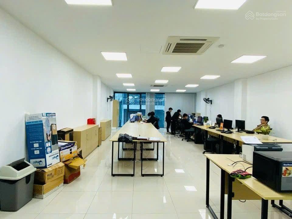Cho thuê văn phòng, spa, vẽ 30m², 5tr. phố lê đại hành
