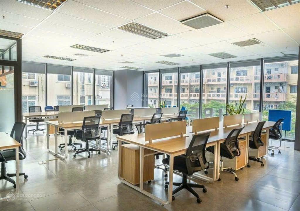 Cho thuê văn phòng, spa, vẽ 30m², 5tr. phố lê đại hành
